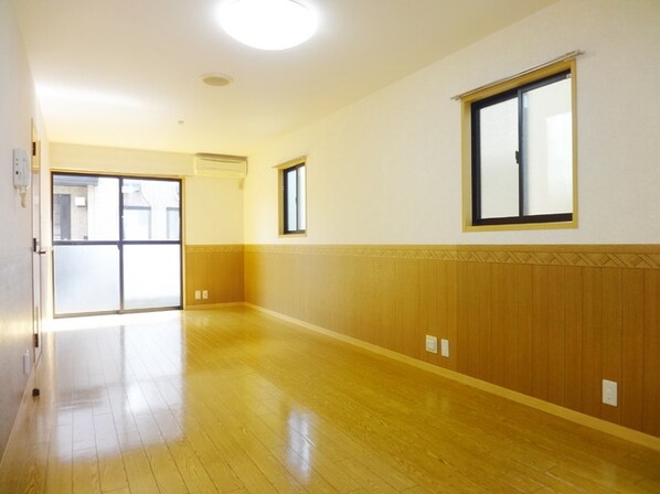 ドッグウッド宮前B棟の物件内観写真